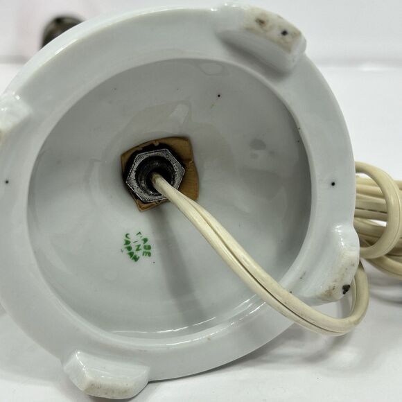 Porcelain Floral Lamps Table Cottagecore Boudoir 12" White Gold Trim Pair 50s? - Picture 13 of 16